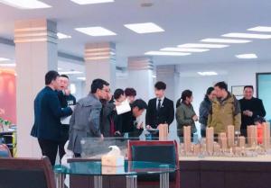 新春伊始人氣滿滿，達(dá)昌府臨展中心持續(xù)升溫